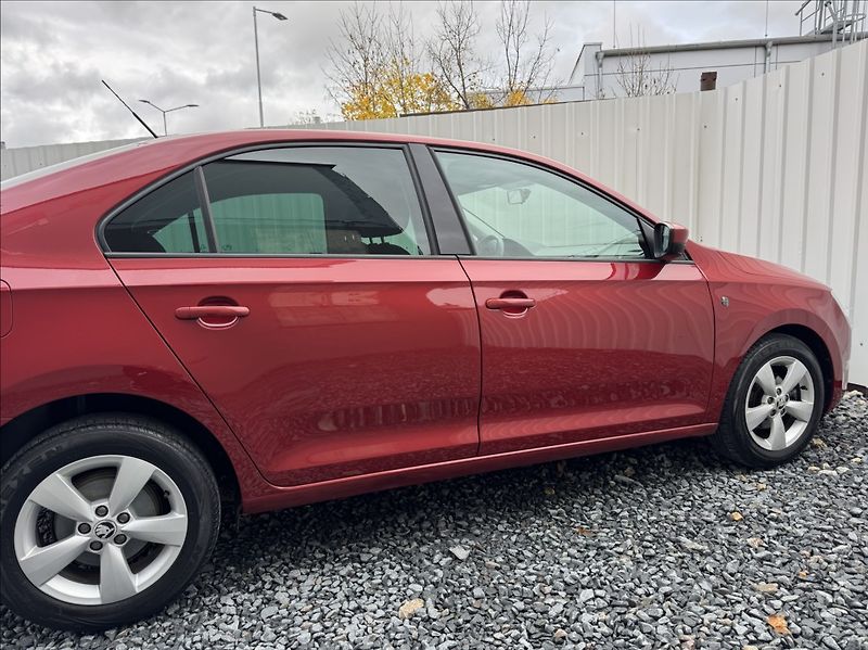Škoda Rapid 1,2 TSI,63kW,tažné,1.maj.,ČR - fotka 17 z 50