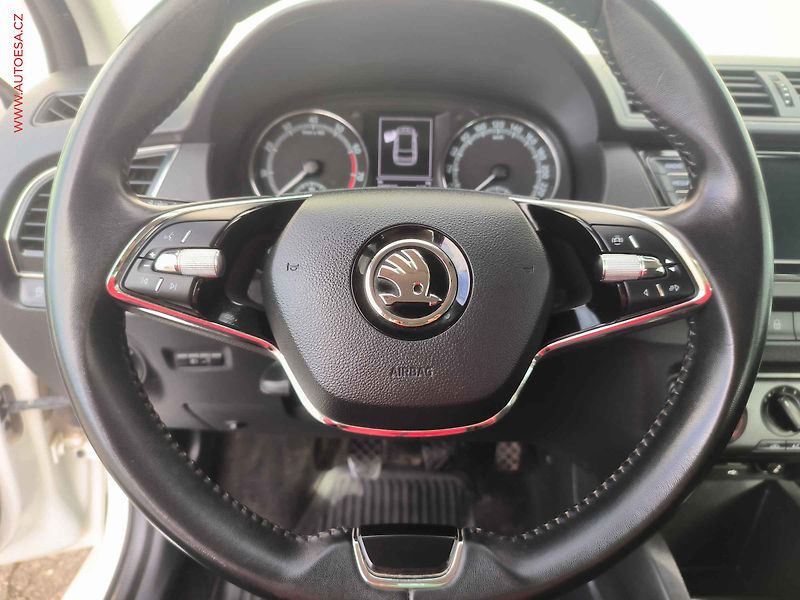 Škoda Fabia (2022) 1.0 TSi, 1.maj,ČR, Ambition - fotka 16 z 21