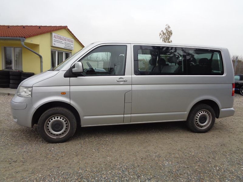 Volkswagen Caravelle 2,5 TDI  4x4 - fotka 7 z 16