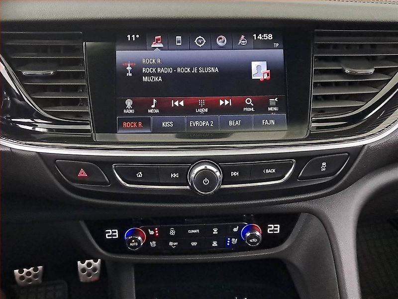 Opel Insignia (2018) OPC Line 2.0 CDTI, 4X4 - fotka 12 z 18