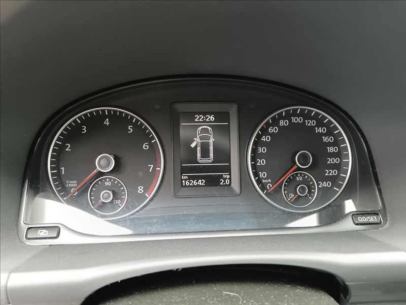 Volkswagen Touran 1,2 TSi  Comfortline - fotka 23 z 24