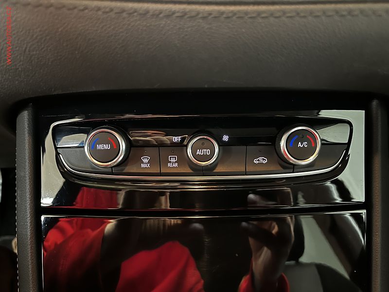 Opel Grandland X (2018) 1.5 CDTi, Innovation, TZ - fotka 15 z 19