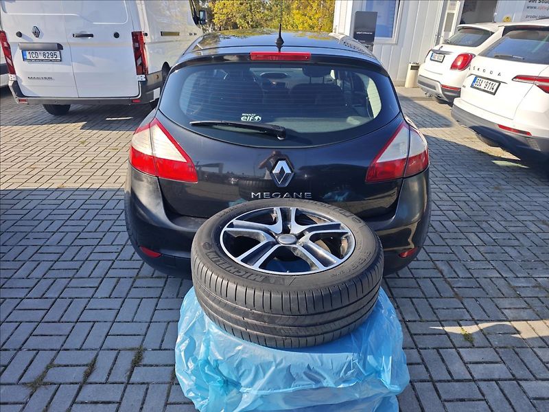 Renault Mégane 1,6 16V  Expression - fotka 20 z 20