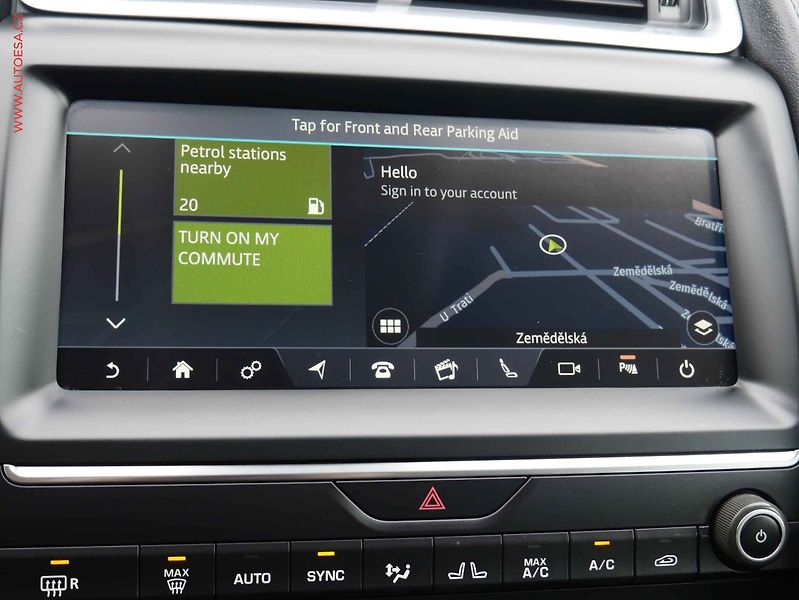 Jaguar E-Pace (2018) 2.0 D, LED, navi, kamera - fotka 14 z 20