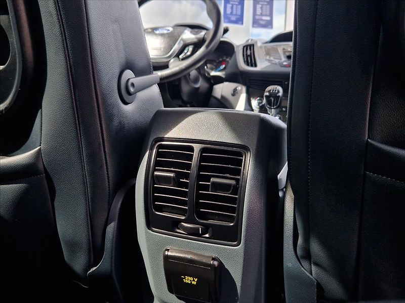 Ford Grand C-MAX 1,6 TDCi 7MÍST AUTOAC SENZORY - fotka 19 z 41