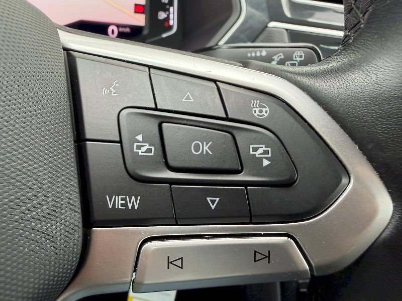 Volkswagen Tiguan (2021) 1.5 TSI 110kW United - fotka 13 z 35