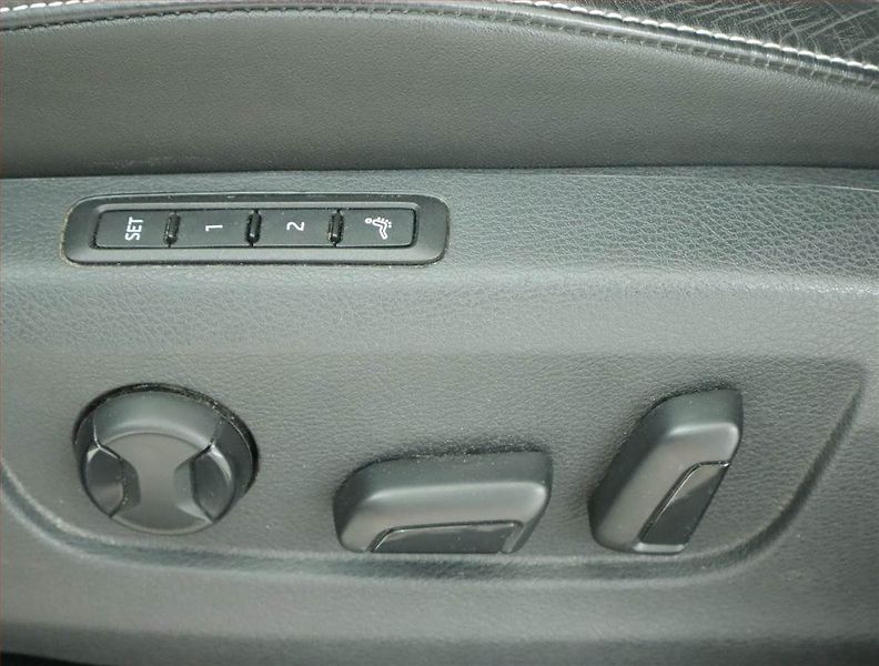 Škoda Superb (2021) Laurin&Klement 2.0 TDI - fotka 19 z 22