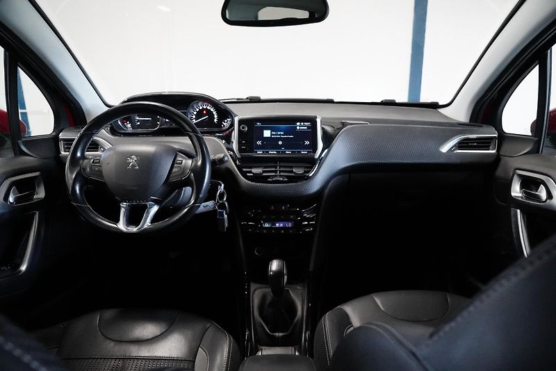 Peugeot 2008 - fotka 5 z 6