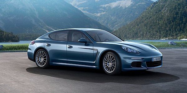 Naftová verze Porsche Panamera po faceliftu.