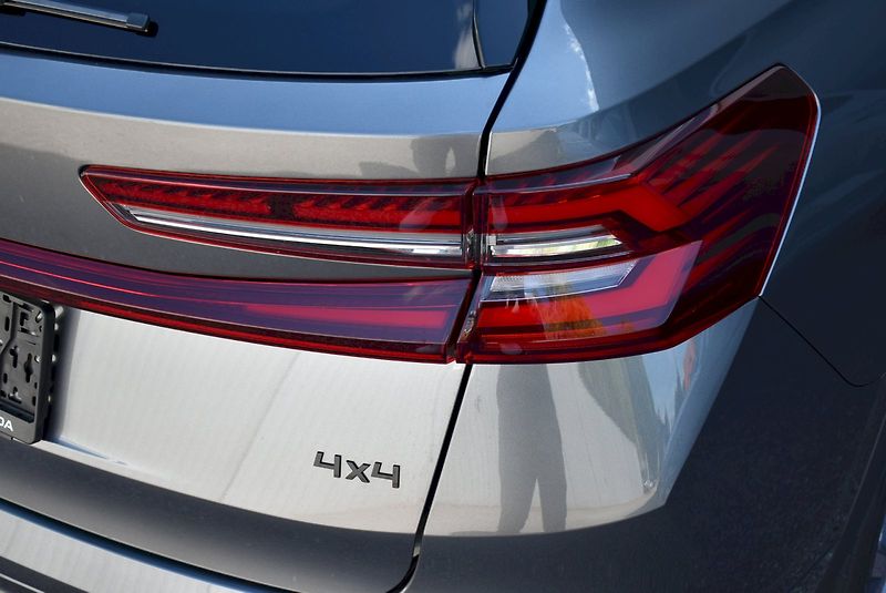 Škoda Kodiaq (2025) SPORTLINE 4X4 TD 142/2.0 A7A - fotka 10 z 43