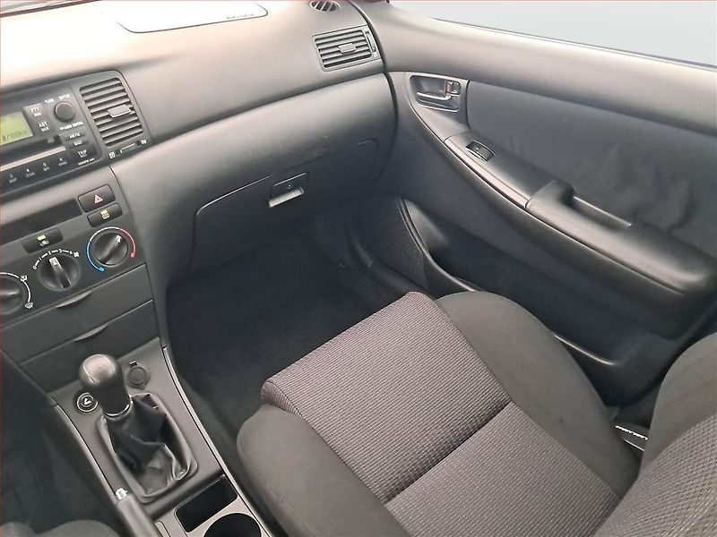 Toyota Corolla (2007) 1.4 VVT-i, Serv.kniha - fotka 8 z 16