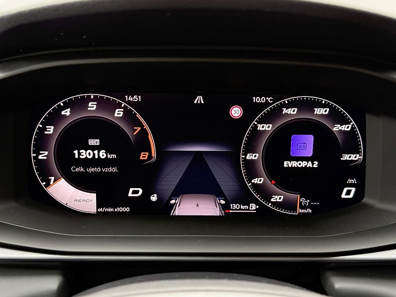 Cupra Terramar DSG 4WD 2,0 TSi 150 kW - fotka 8 z 24