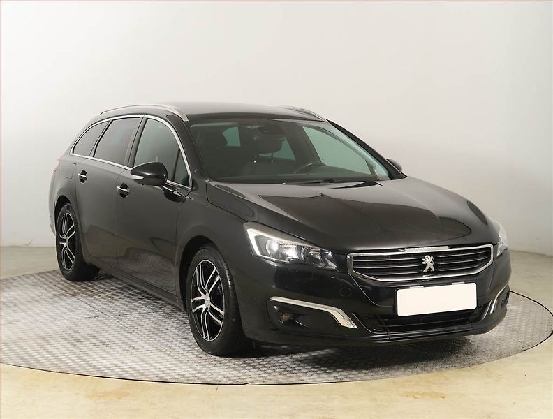 Peugeot 508 (2014) Allure 2.0 HDi, Navi, Tempomat - fotka 1 z 23