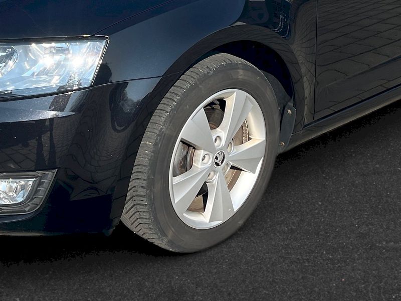 Škoda Octavia (2014) Combi Elegance 1.4 TSI 103 kW - fotka 11 z 30