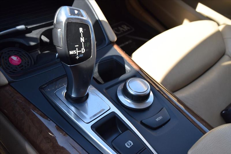 BMW X6 3,0 d 210KW AUTOMAT PO SERVISE - fotka 47 z 50