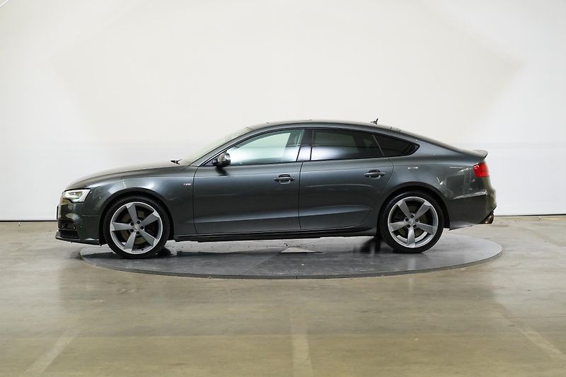 Audi A5 - fotka 4 z 9