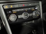 Volkswagen T-Roc 1,5 TSi  Sport Virtual Assist - náhled 40