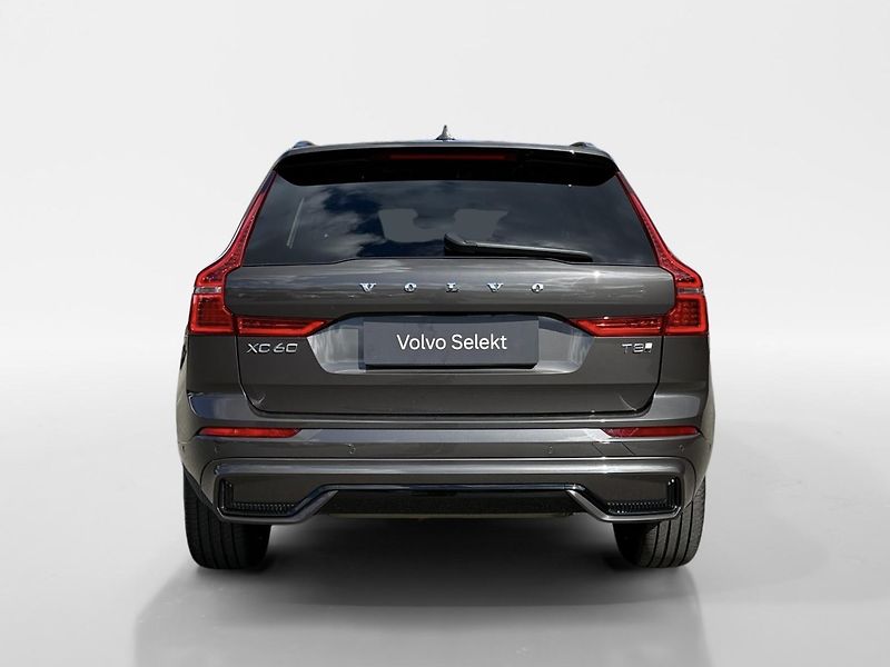 Volvo XC60 T8 AWD RECH.*ULTRA DARK + kola - fotka 6 z 51