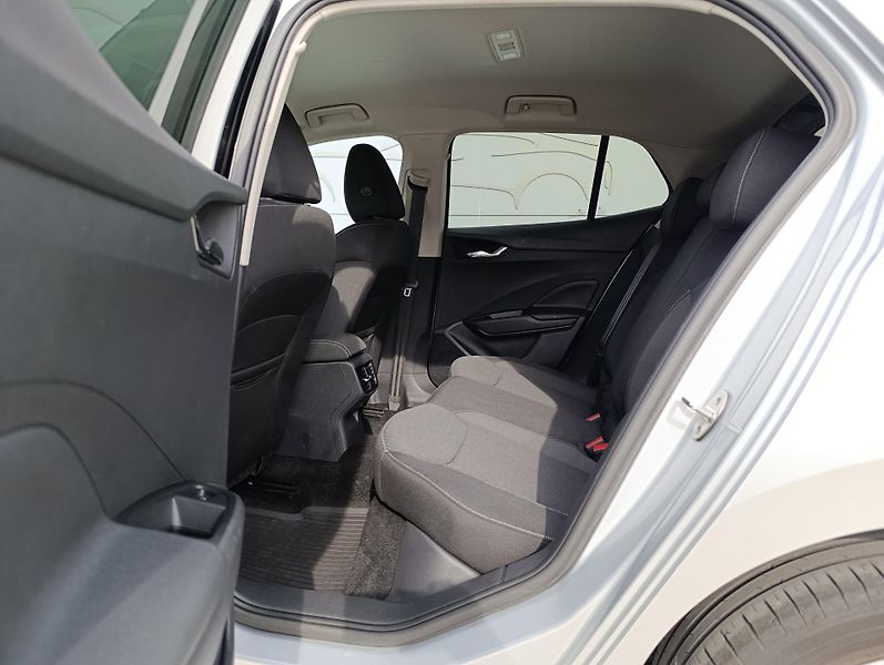 Škoda Fabia 1.5TSI 110kW ČR 1.MAJ DPH - fotka 13 z 30