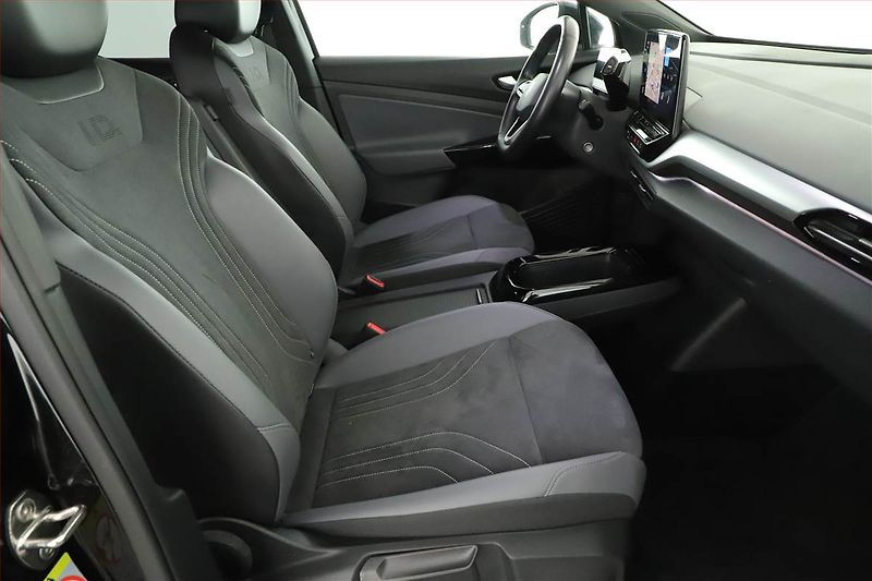 Volkswagen ID.5 (2022) Pro Perf. (82 kWh), SoH 95% - fotka 7 z 20