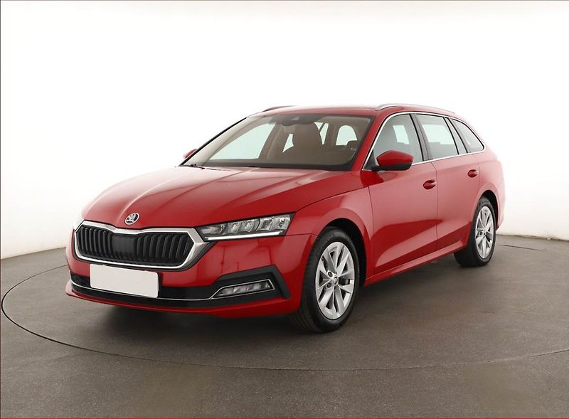 Škoda Octavia (2023) Style 1.5 TSI, ČR,1.maj - fotka 2 z 17