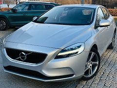 Volvo V40 2.0i MANUÁL KAMERA SERVISKA - fotografie inzerátu