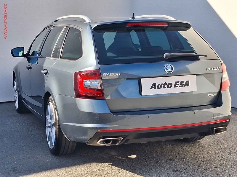 Škoda Octavia (2018) 2.0 TSi, RS, LED, navi - fotka 6 z 19