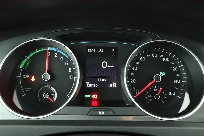 Volkswagen Golf (2016) 20.5 kWh - 25 Ah, SoH 79% - fotka 15 z 18