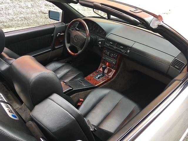 Mercedes-Benz SL (1993) 500 TOP STAV  - fotka 11 z 11