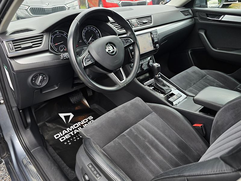 Škoda Superb 140KW DSG WEBASTO PANORAMA  - fotka 12 z 35