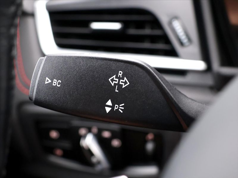 BMW Řada 2 2,0 218da 110kW Sport line CZ - fotka 20 z 38