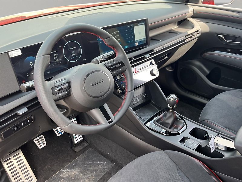 Hyundai Tucson (2026) N-line 1.6 T-GDI 110kW, ČR, To - fotka 20 z 23