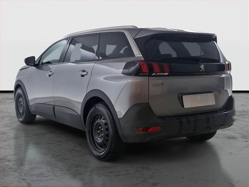 Peugeot 5008 (2019) 1.5 BlueHDi, Automat, 7 míst - fotka 4 z 16