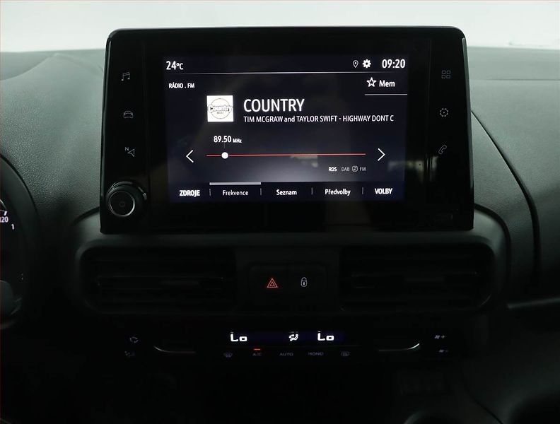 Opel Combo (2020) Maxi Edition 1.2 Turbo, 7Míst - fotka 12 z 17
