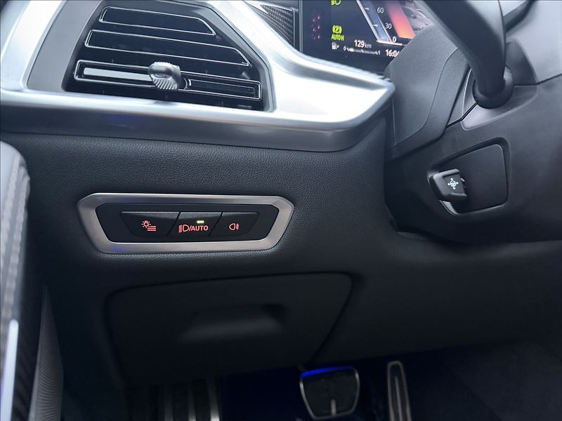 BMW X7 40d Xdrive Msport - fotka 16 z 40