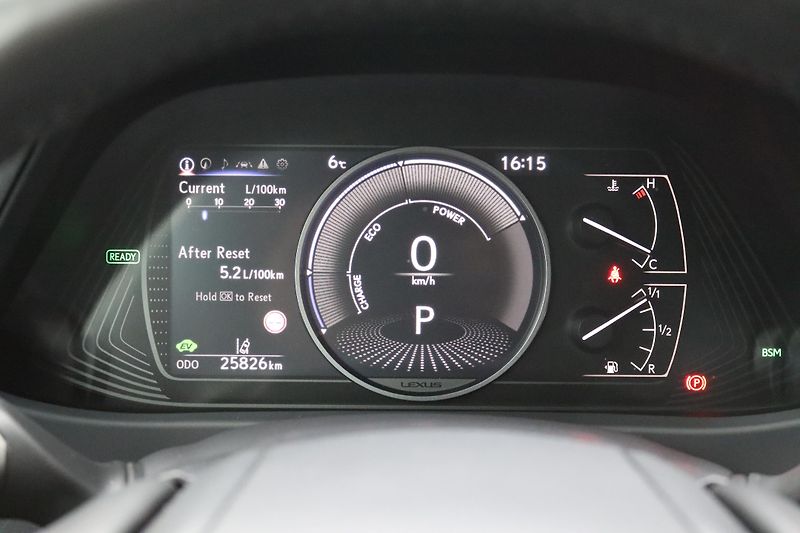 Lexus UX 250h F-SPORT DESIGN 2.0 135kW - fotka 27 z 50
