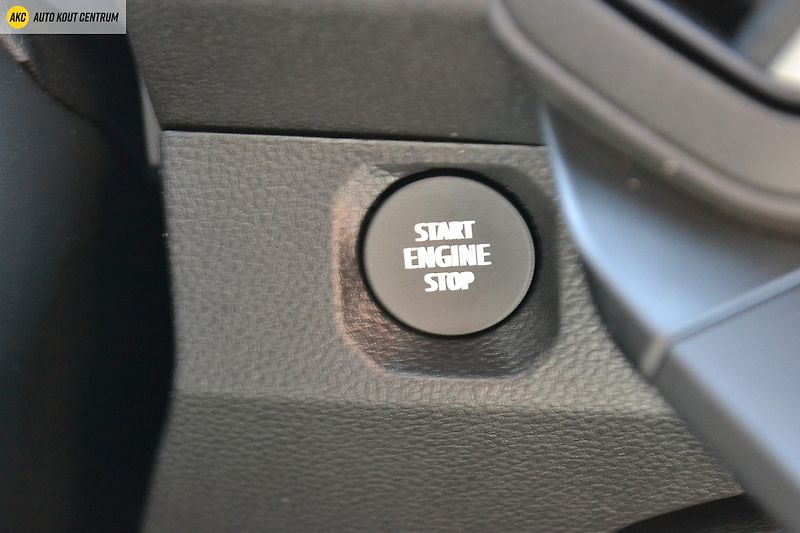 Dacia Duster 1.0TCE LPG JOURNEY  ECO- G 100 - fotka 37 z 51
