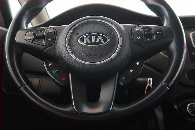 Kia Carens (2013) 1.7 CRDi, Tempomat - fotka 16 z 16