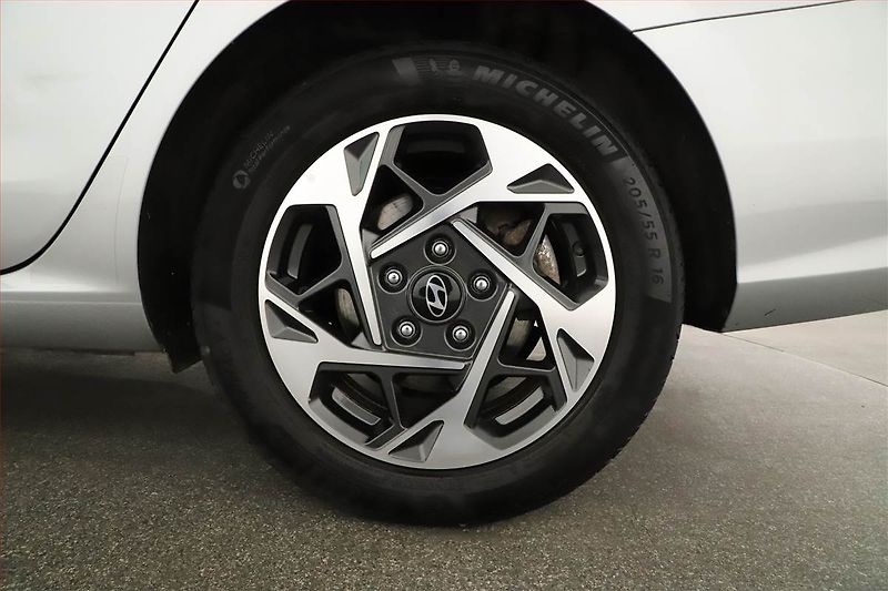Hyundai i30 (2025) Smart 1.5 DPI, ČR,1.maj - fotka 20 z 20