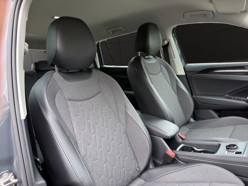 Volkswagen Tayron (2025) 110KW 7 MÍST TAŽNÉ  IQ.LIGHT  - fotka 21 z 27