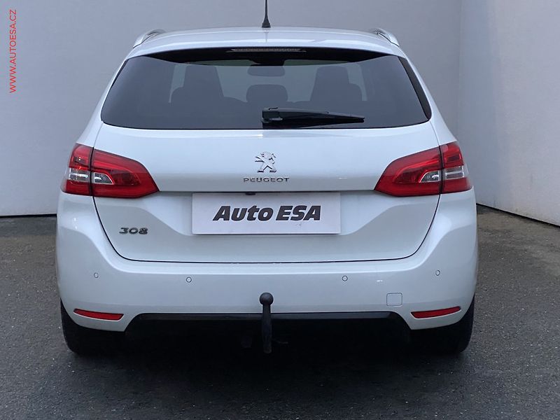Peugeot 308 (2019) 1.5 HDi, navi, panorama - fotka 5 z 18