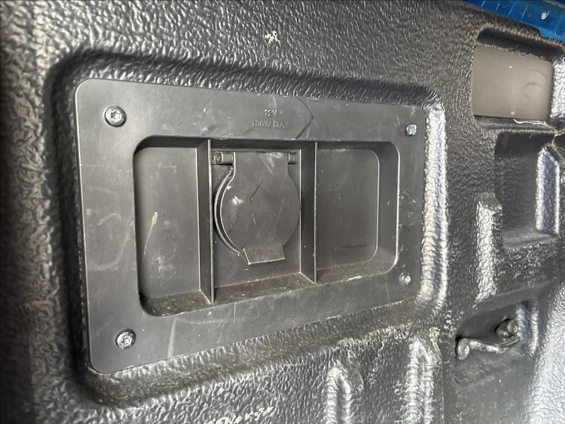 Ford Ranger 2,0 XLT 125kW DPH - fotka 11 z 36