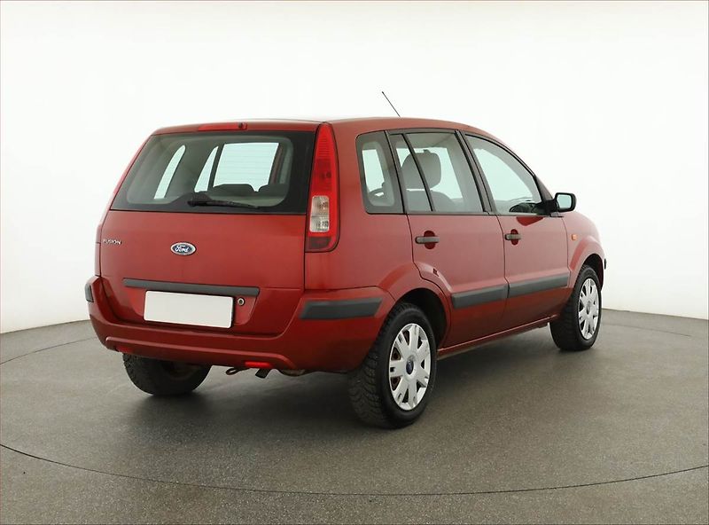 Ford Fusion (2007) 1.4, po STK, rezervace - fotka 5 z 14