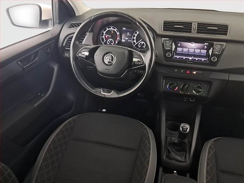 Škoda Fabia (2021) Ambition 1.0 TSI, ČR,1.maj - fotka 7 z 19