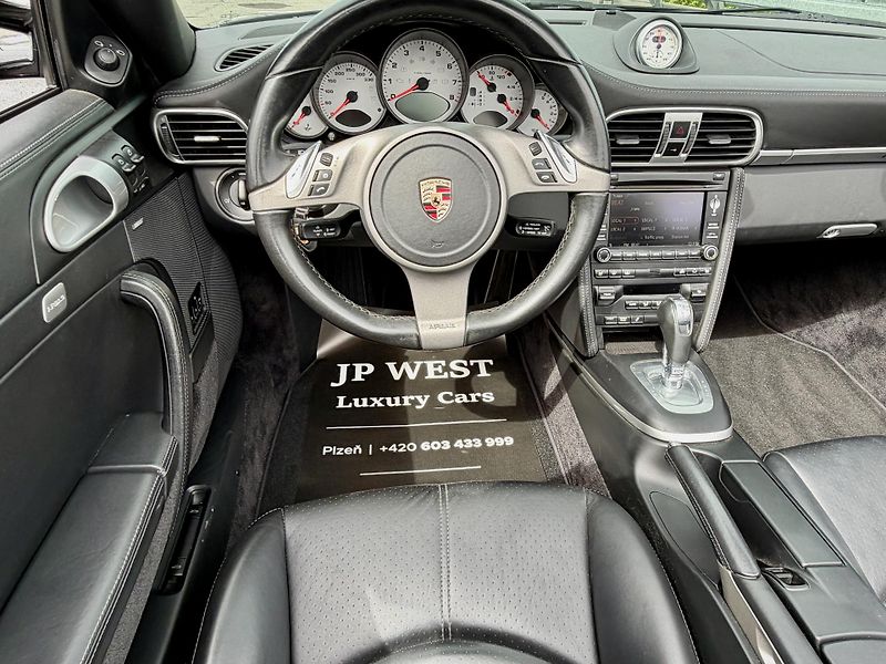 Porsche 911 (2008) S Cabrio 3.8 PDK 997.2 SportCh - fotka 26 z 67