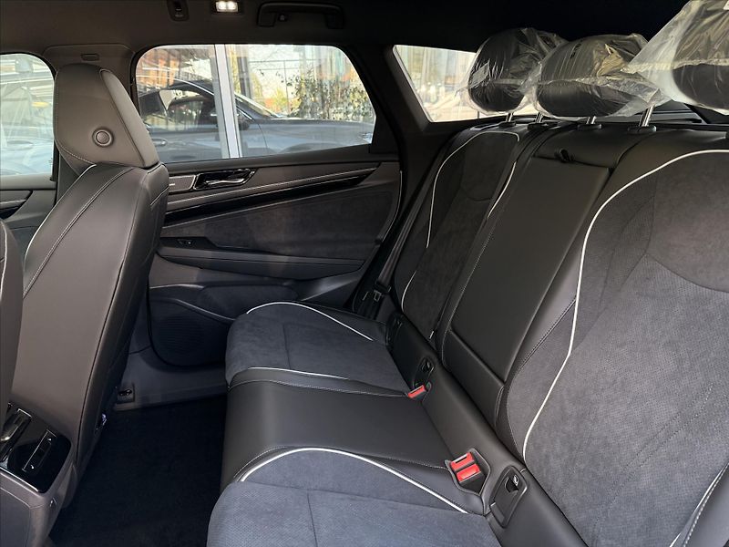 Volkswagen ID.7 Tourer (2025) 210 kW 77kWh  Pro People - fotka 21 z 23