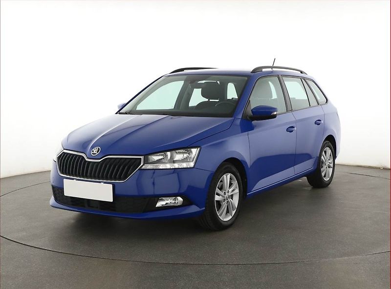 Škoda Fabia (2022) Ambition 1.0 TSI - fotka 2 z 17