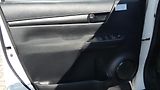 Toyota Hilux 2.4 D-4D Double Cab 4x4 Live - náhled 8