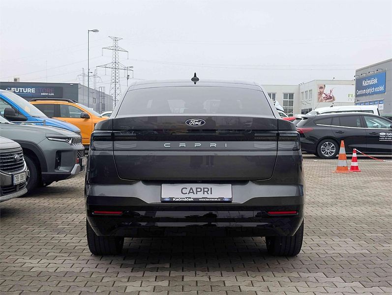 Ford Capri (2025) Premium, 5dveřová, 77 kWh prod - fotka 4 z 18