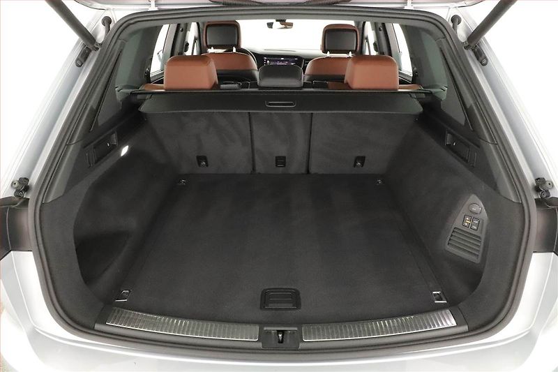 Volkswagen Touareg (2020) 3.0 TDI - fotka 11 z 31